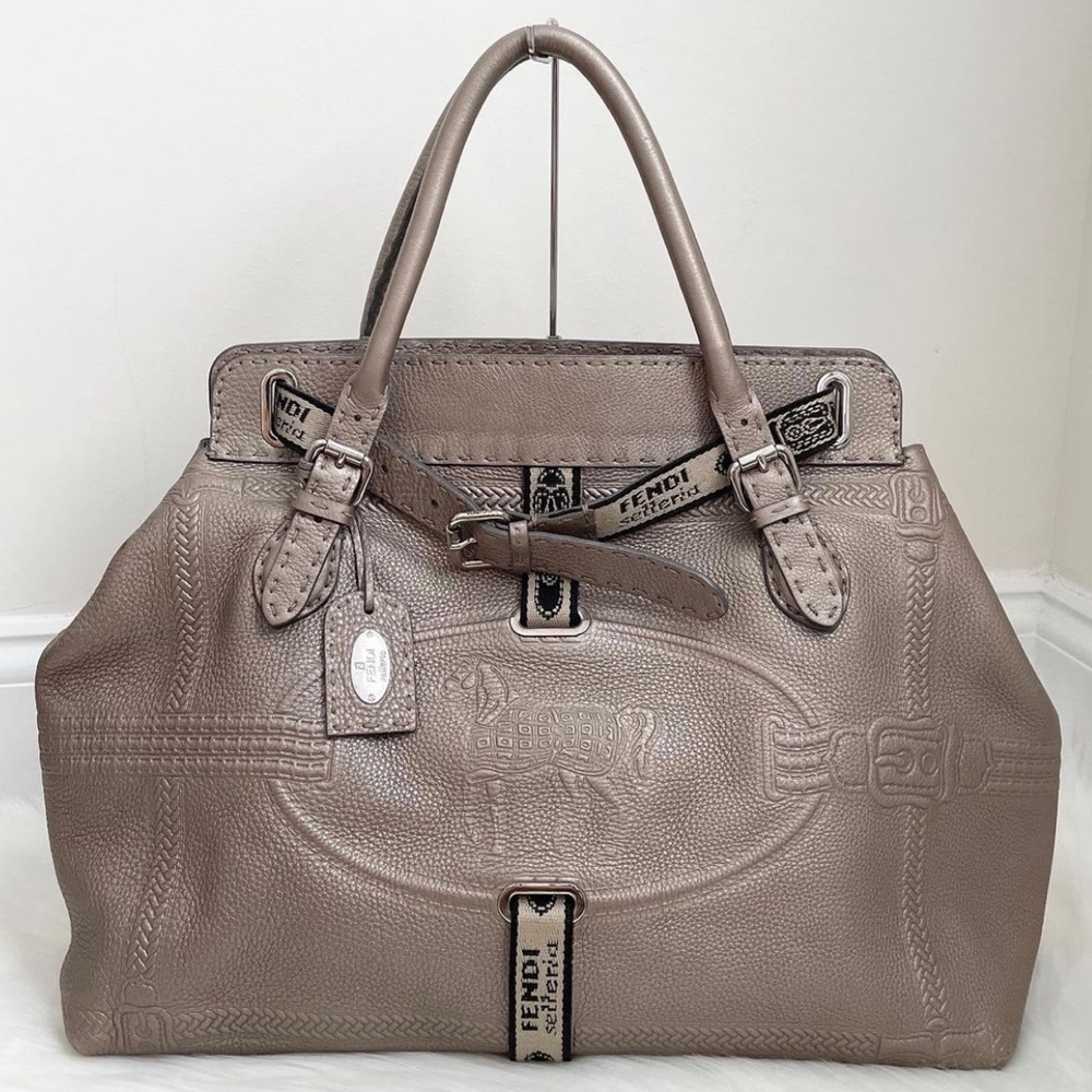 FENDI Selleria Borghese Bag